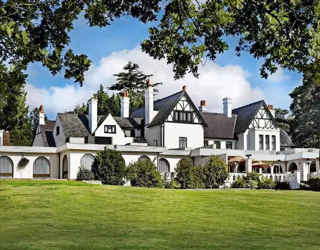 Hilton Cobham