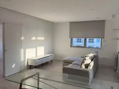 Scotie apart for tourieste