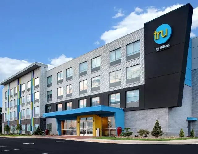Tru by Hilton Lithia Springs, GA