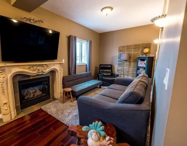 The River Blossom Suite - Downtown