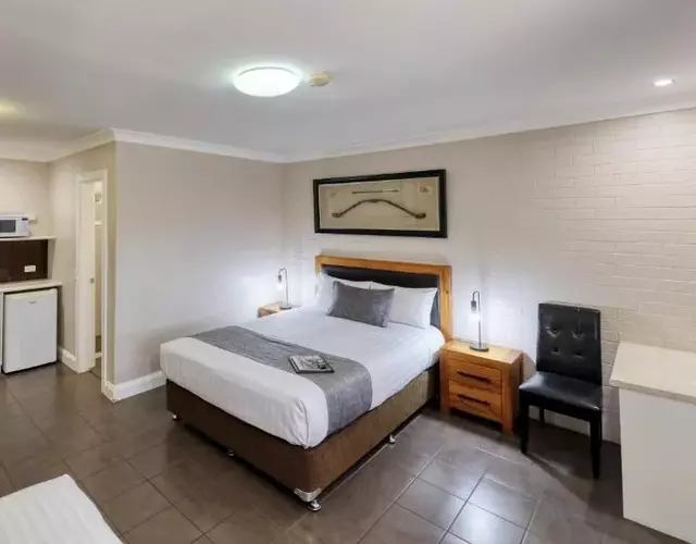 Country Leisure Motor Inn