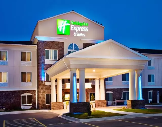 Holiday Inn Express Hotel & Suites - Dubuque West by IHG