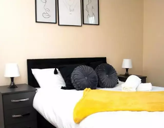 XB Property - Comfy house perfect for families contractors relocators