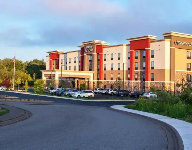 Hampton Inn & Suites Duluth North Mn