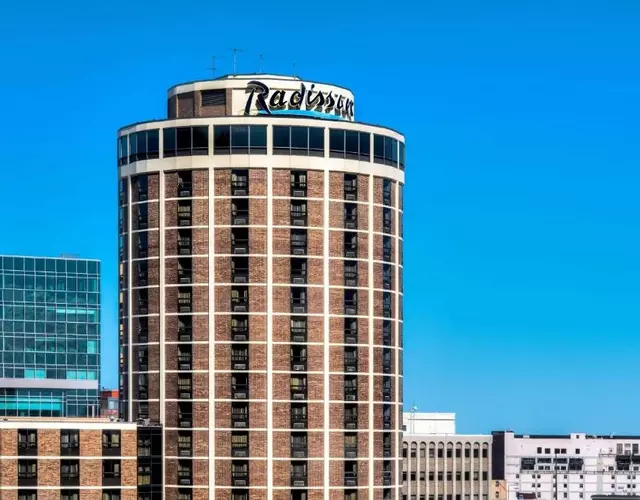 Radisson Hotel Duluth-Harborview