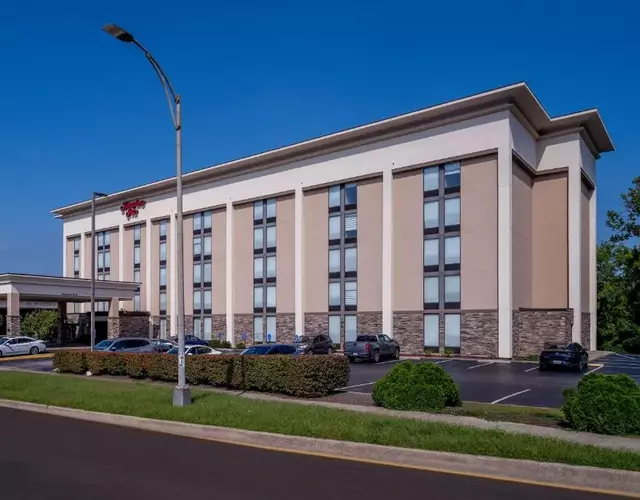 Hampton Inn Charleston Downtown