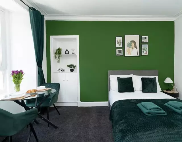 Studio flat in Dundee