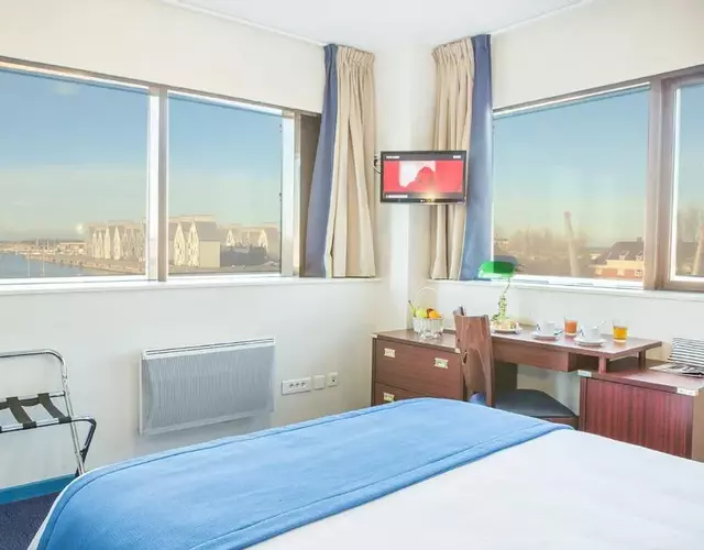 Hôtel Les Gens De Mer Dunkerque by Popinns