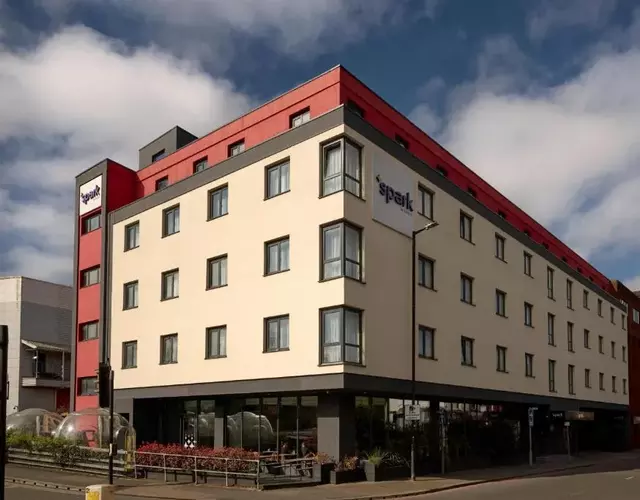 Spark by Hilton Luton