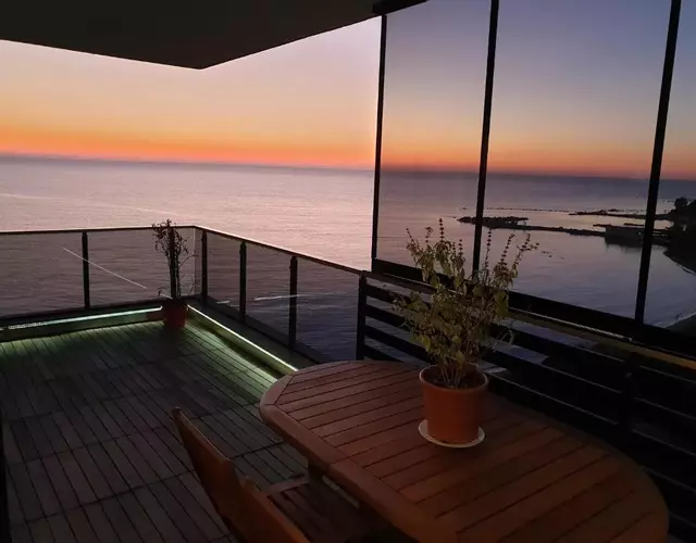 SUNSET VIBES DURRËS