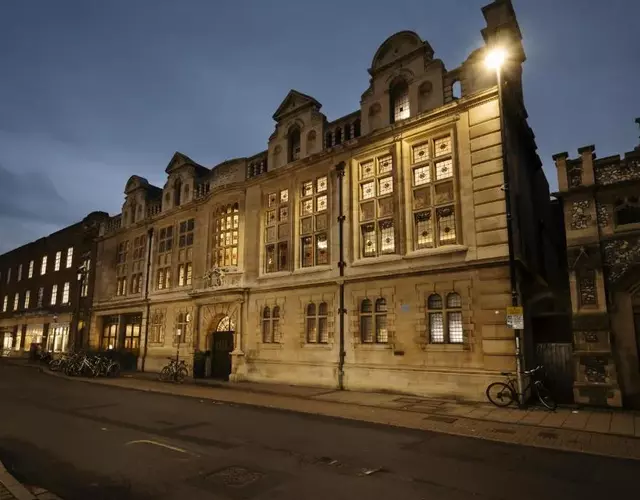 The Hobson Cambridge by Adina