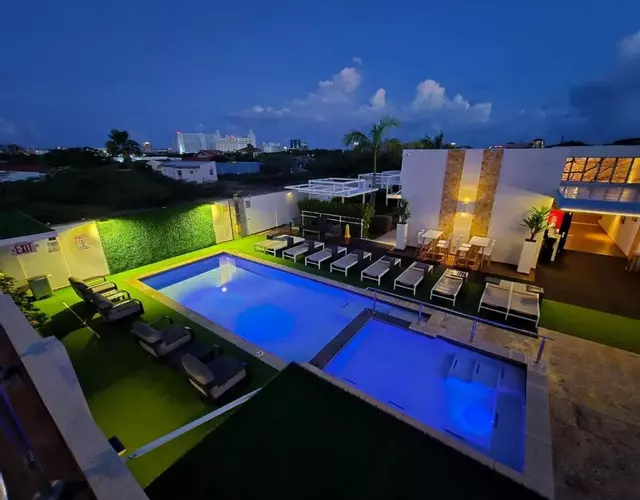 Aruba Boutique & Art Hotel - Adults Only