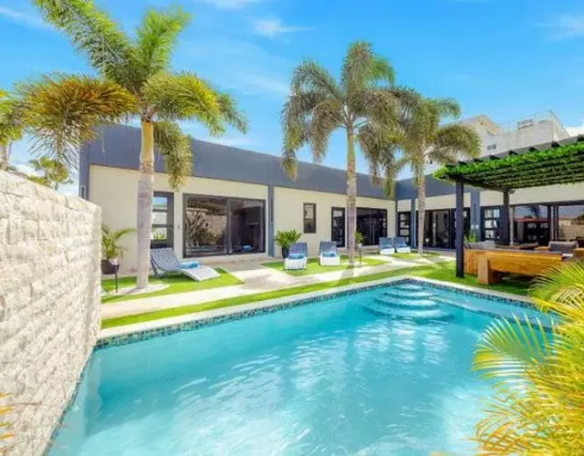 Palm Beach Sea La Vie Suites