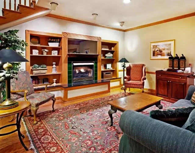 Country Inn & Suites by Radisson, York, PA