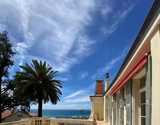 PALMERAIE - Magnifique appartement d'époque avec Vue Mer 4 personnes avec terrasse Le Port Nice