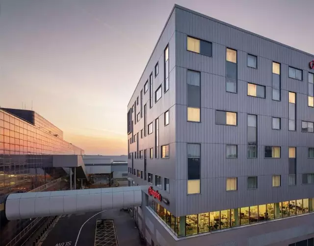 Hampton by Hilton London Gatwick Airport