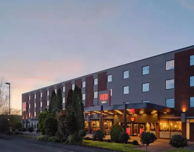 Radisson RED London Gatwick Airport