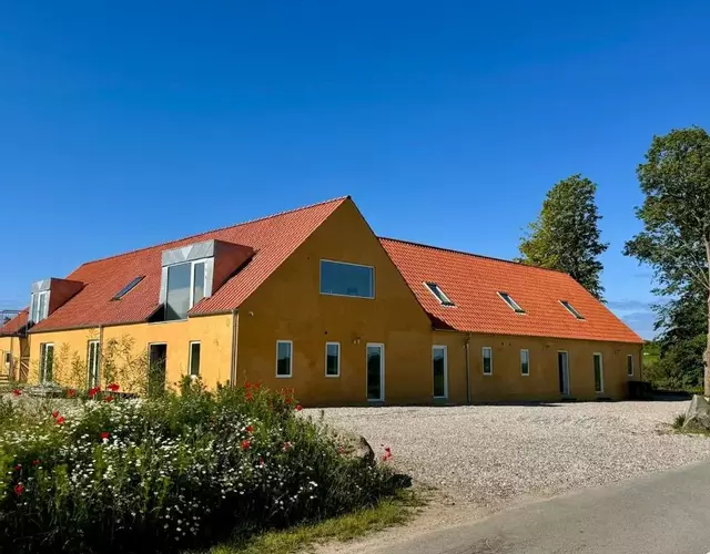 Large holiday apartment