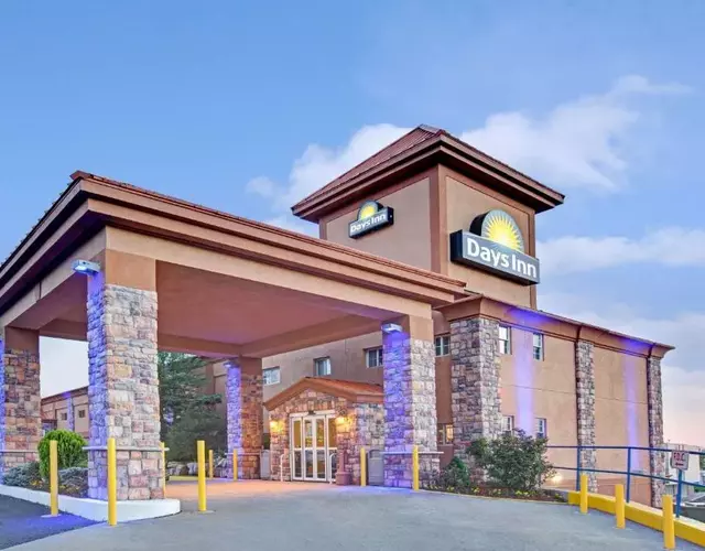 Days Inn by Wyndham Ridgefield NJ