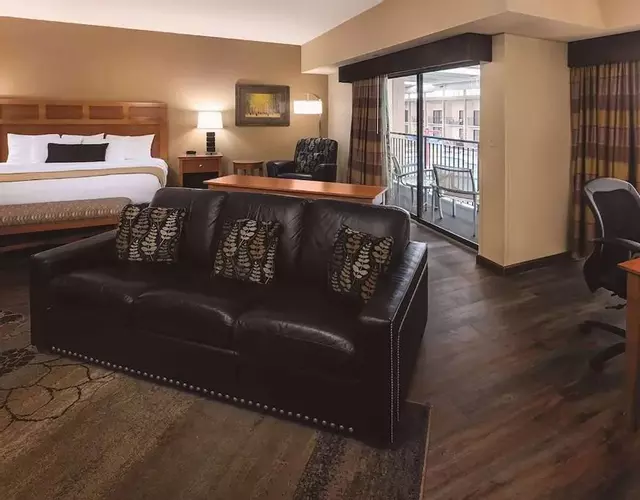 Wyndham Bloomington - Mall of America