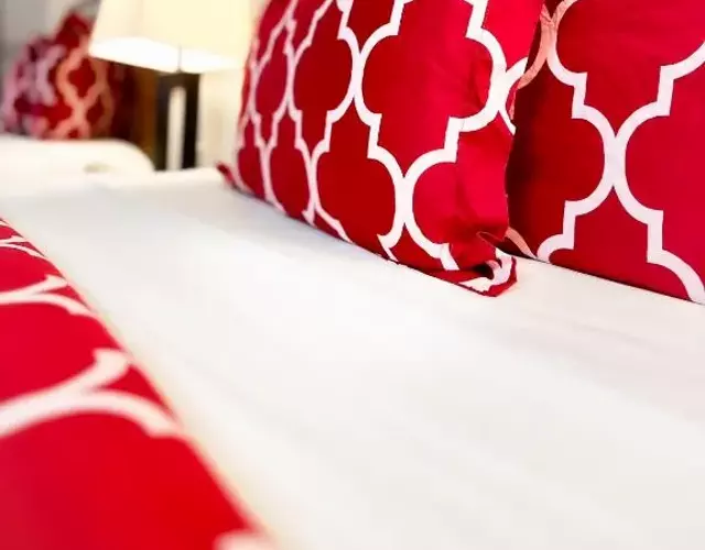 Americas Inn & Suite