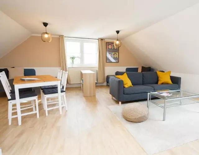 FullHouse - Eisenach - K70 Apartments - Washing Machine - SmartTV