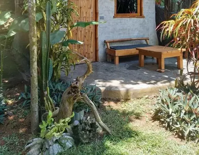 Yucca Bungalow