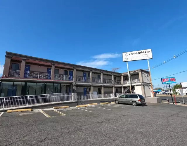 Rest Inn - Elizabeth