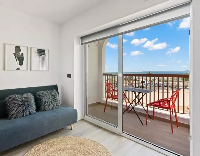 WELCS ESTUDIO 070 EMP frente al Mar