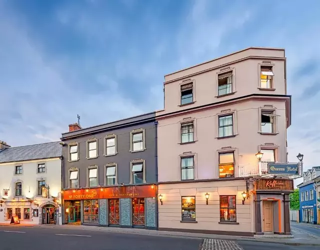 Queens Hotel