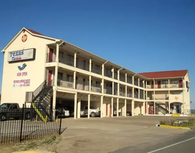 Texas Inn Waxahachie