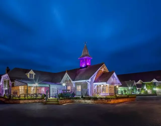 Treacys Oakwood Hotel, Shannon