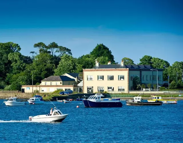 Riverbank House Hotel