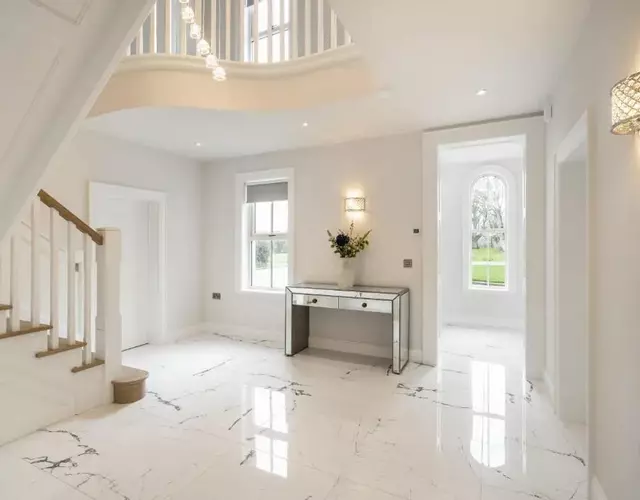 THE WHITE HOUSE AT MULLANS BAY