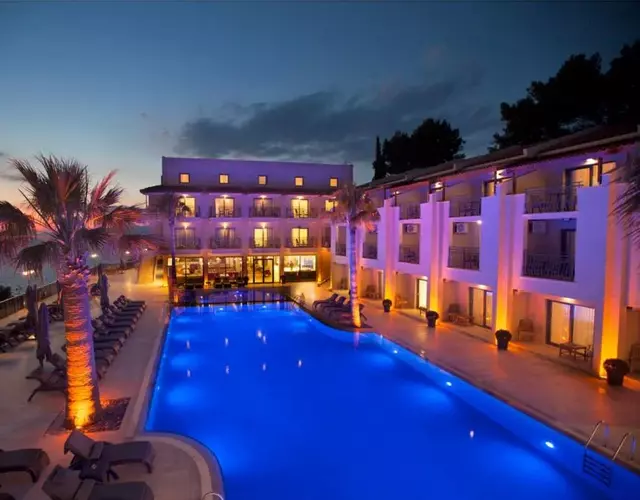 Neopol Hotel