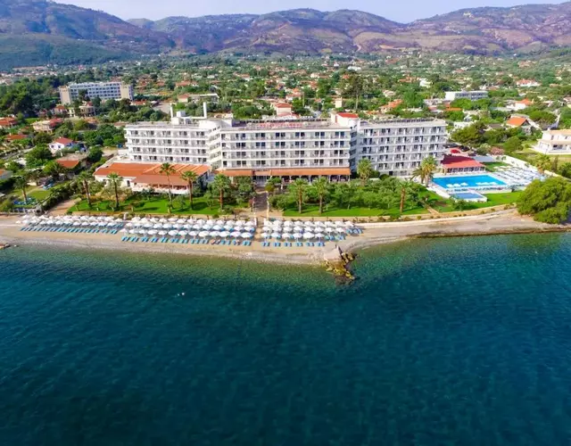 Calamos Beach Family Club