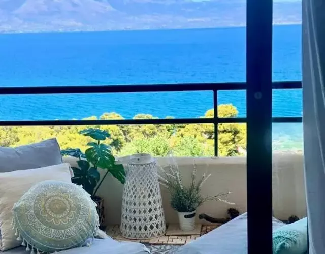 SeaTerra Boutique suite