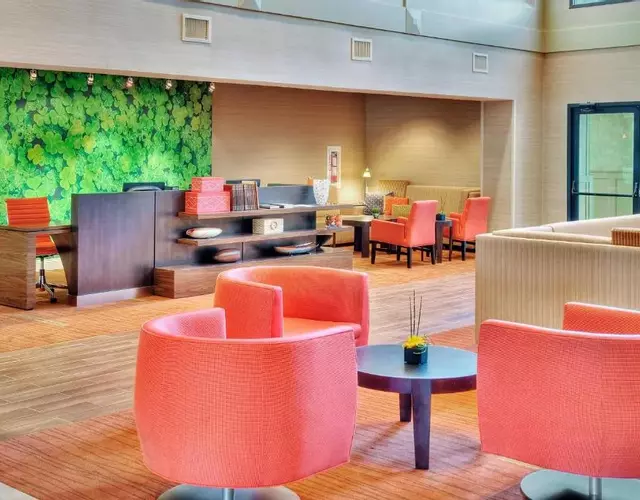 Courtyard by Marriott Erie Ambassador Conference Center