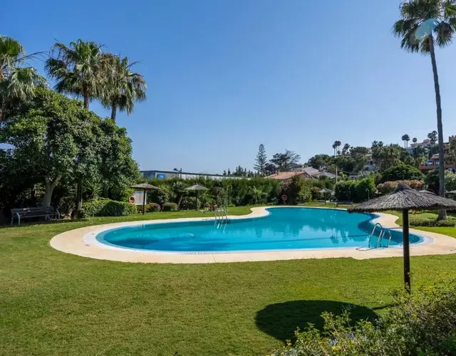 Bougainvillea Retreat, Espacioso Terraza & Parking