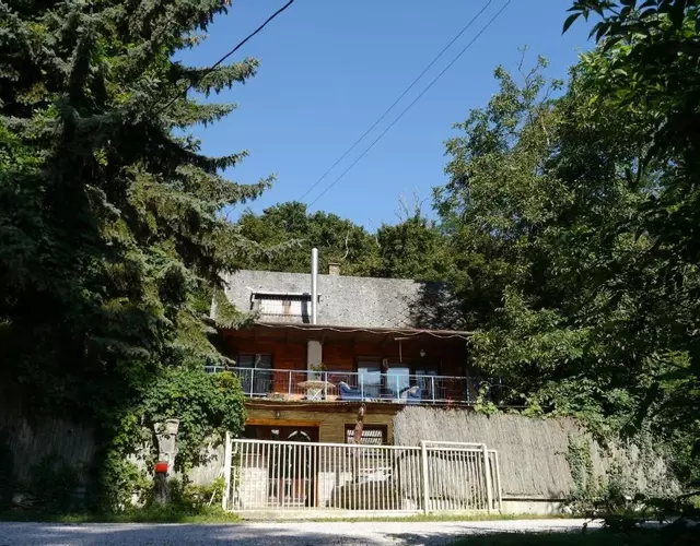 SZARVASKŐ NYARALÓ/ DEER ROCK COTTAGE