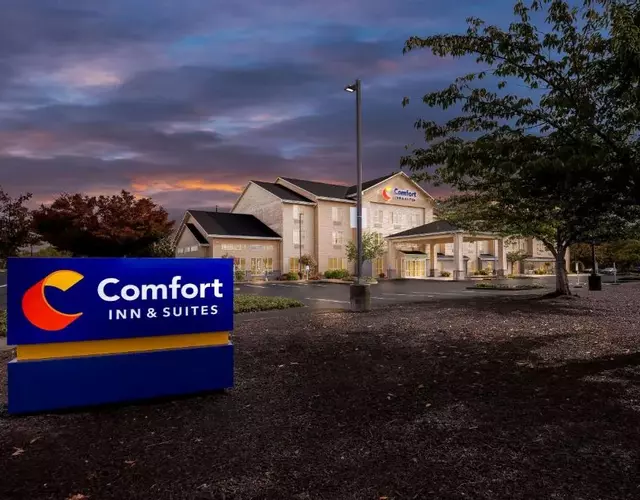 Comfort Inn & Suites Creswell