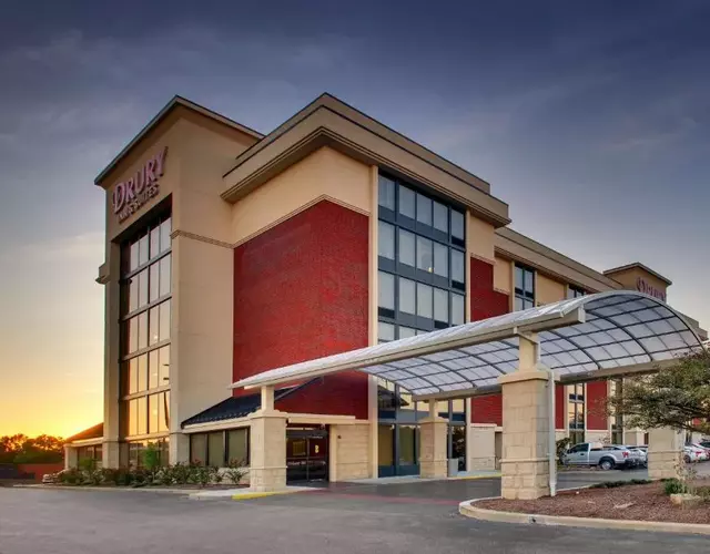 Drury Inn & Suites Evansville East