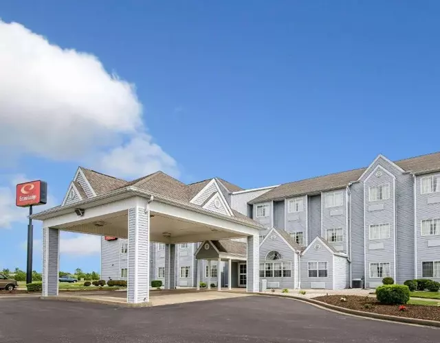 Econo Lodge Inn & Suites Evansville East