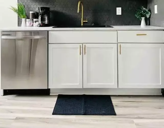 Leaning House of Haynie