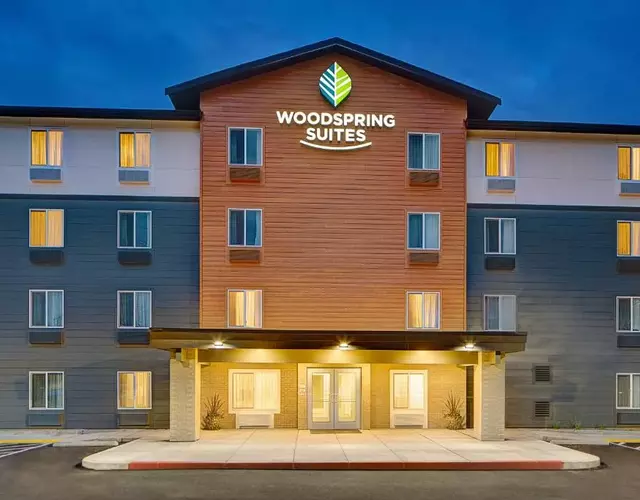 WoodSpring Suites Seattle Everett