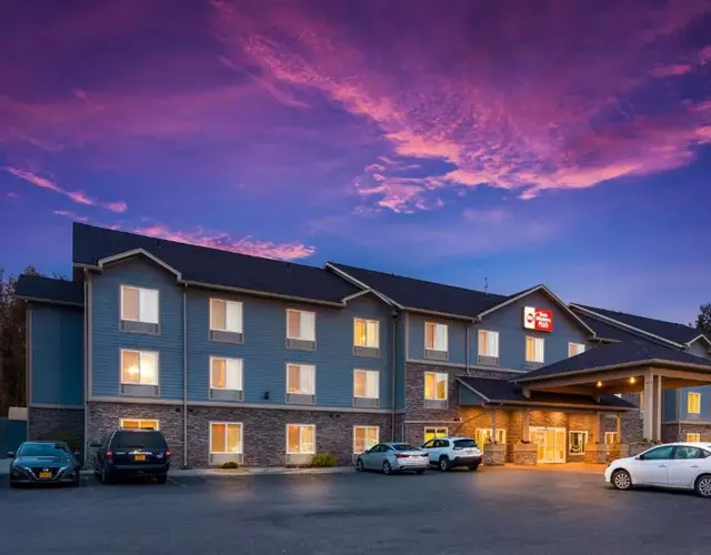 Best Western Plus Chena River Lodge