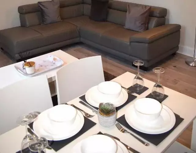 Kelpies Serviced Apartments- Victoria