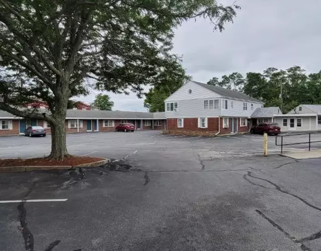 Town & Country Inn