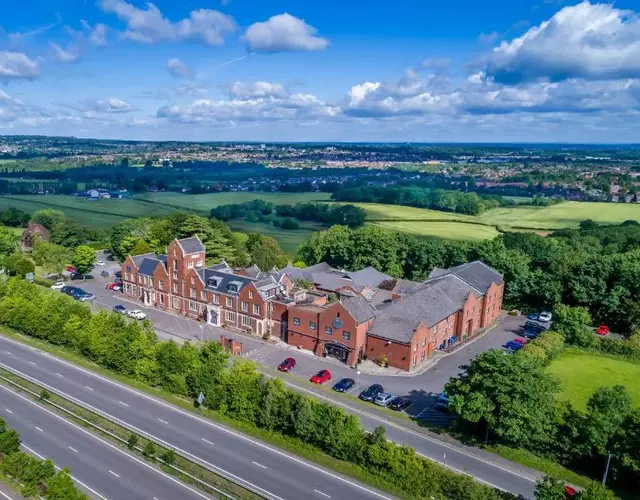 Hogs Back Hotel & Spa Nr Farnham