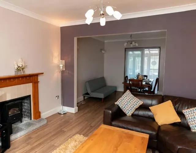 New! Spacious 3Br Sleeps 6 With Free Parking, Wi-Fi and Netflix